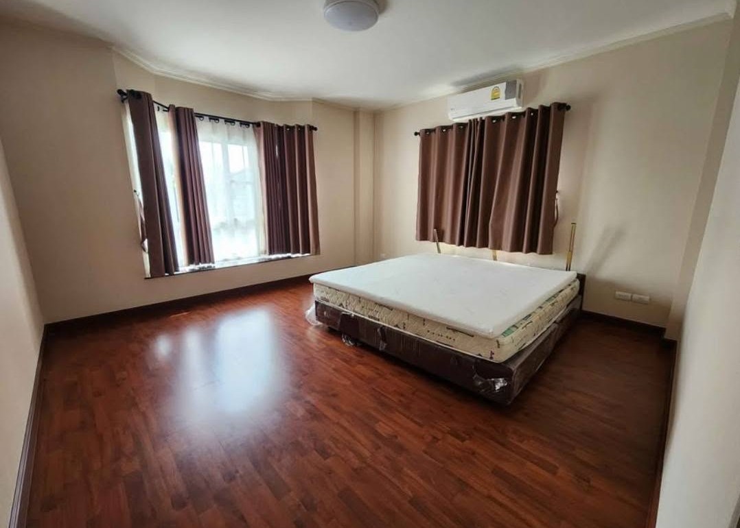 3 Bedroom House for Rent Near NIS Chiang Mai | Chang Phueak photo 4
