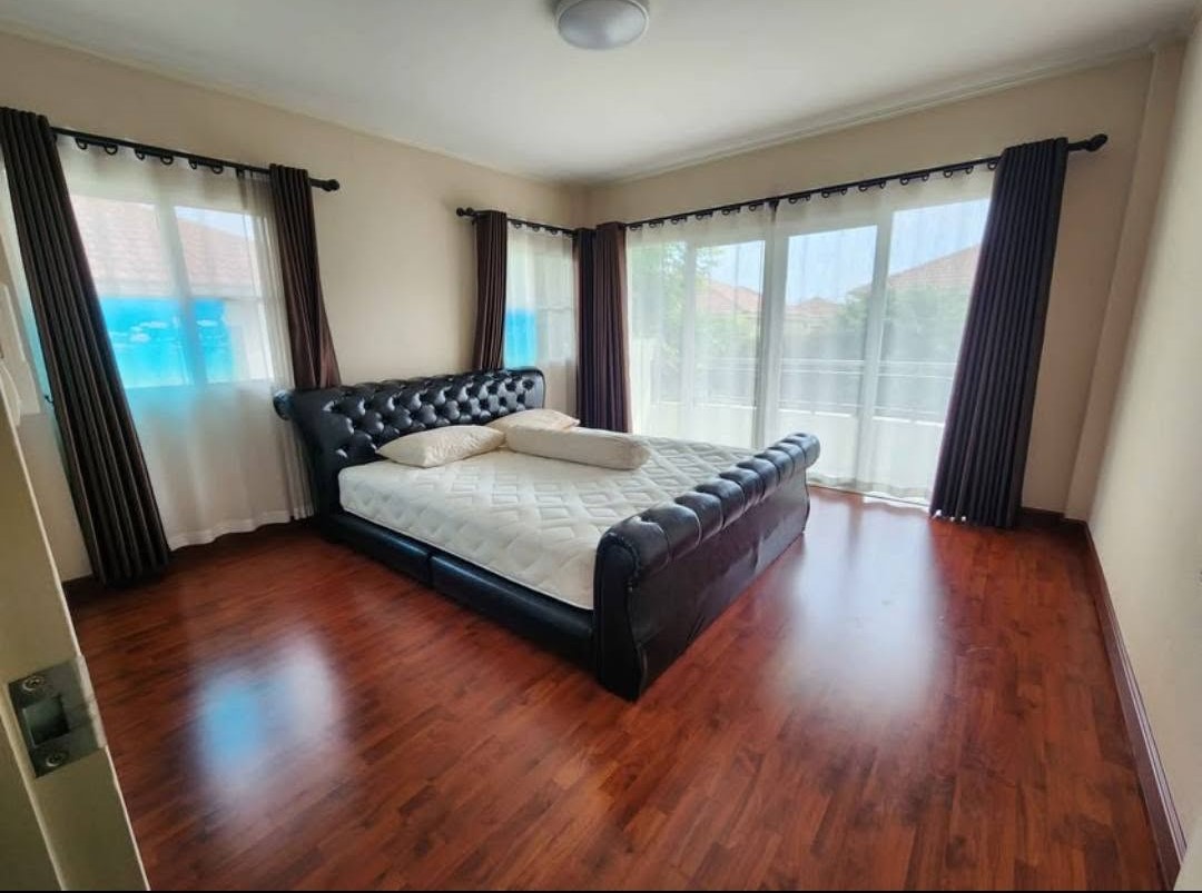 3 Bedroom House for Rent Near NIS Chiang Mai | Chang Phueak photo 9