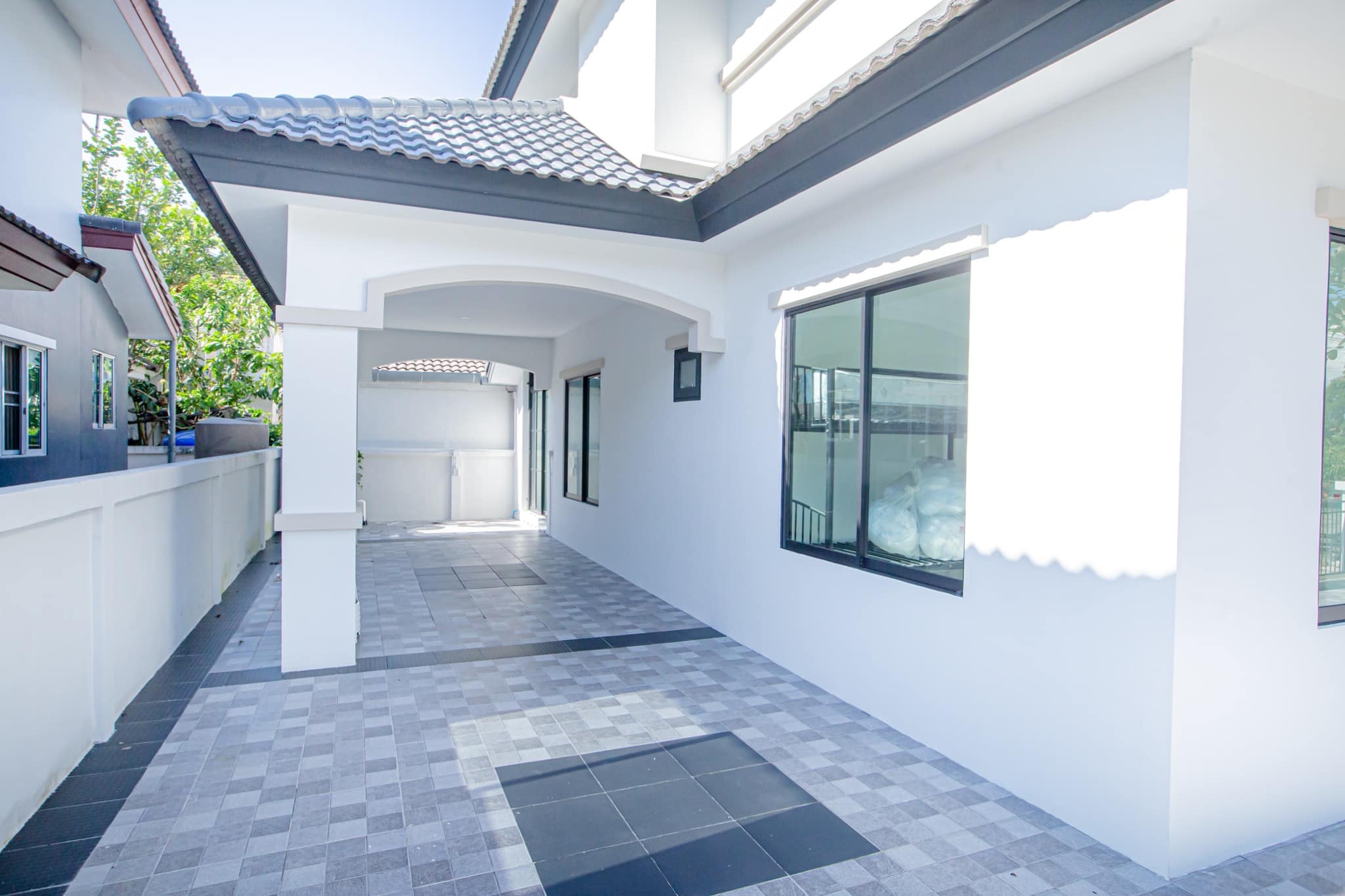 Renovated 5 Bedroom House for Sale & Rent in San Kamphaeng Chiang Mai photo 14