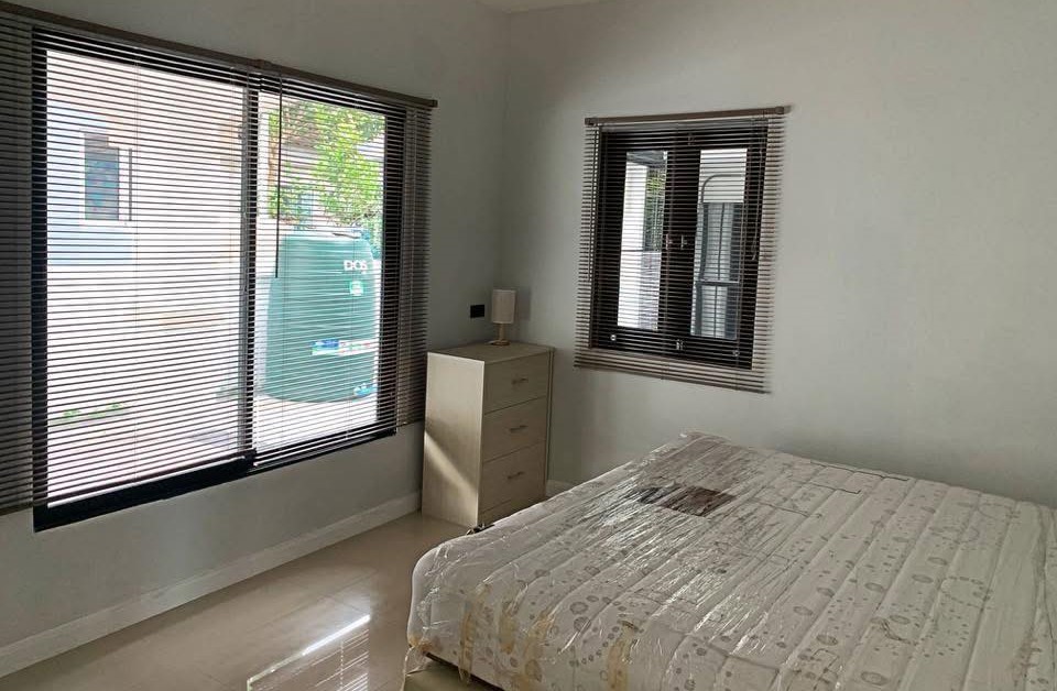 Renovated 5 Bedroom House for Sale & Rent in San Kamphaeng Chiang Mai photo 8