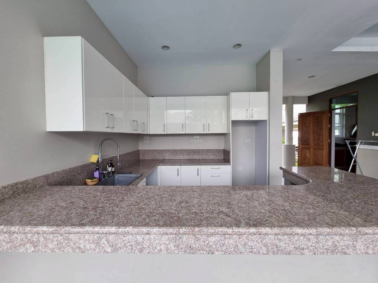 Luxury Pool Villa for Sale & Rent in Chiang Mai | 6+ Rai Private Estate photo 11