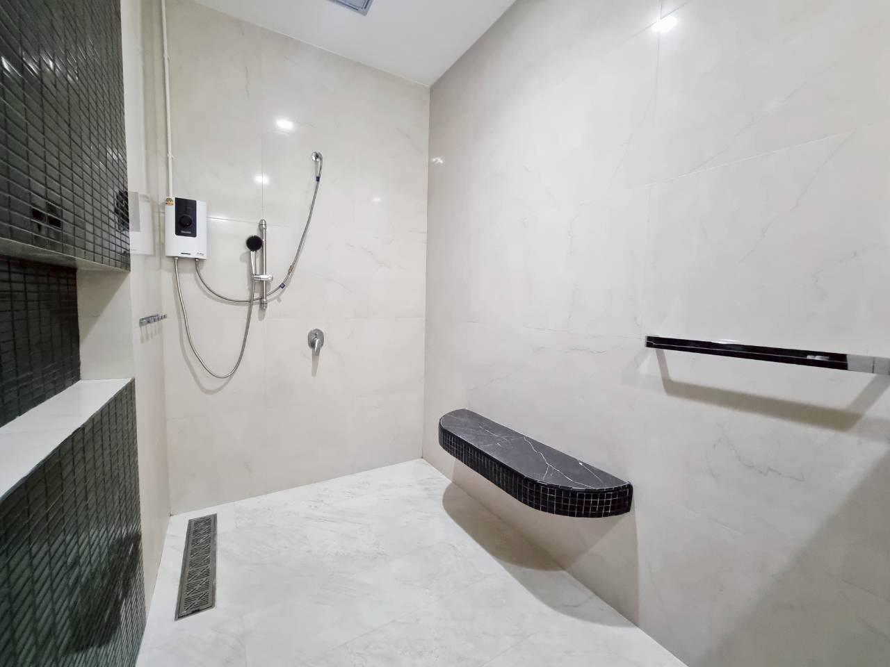 Luxury Pool Villa for Sale & Rent in Chiang Mai | 6+ Rai Private Estate photo 22