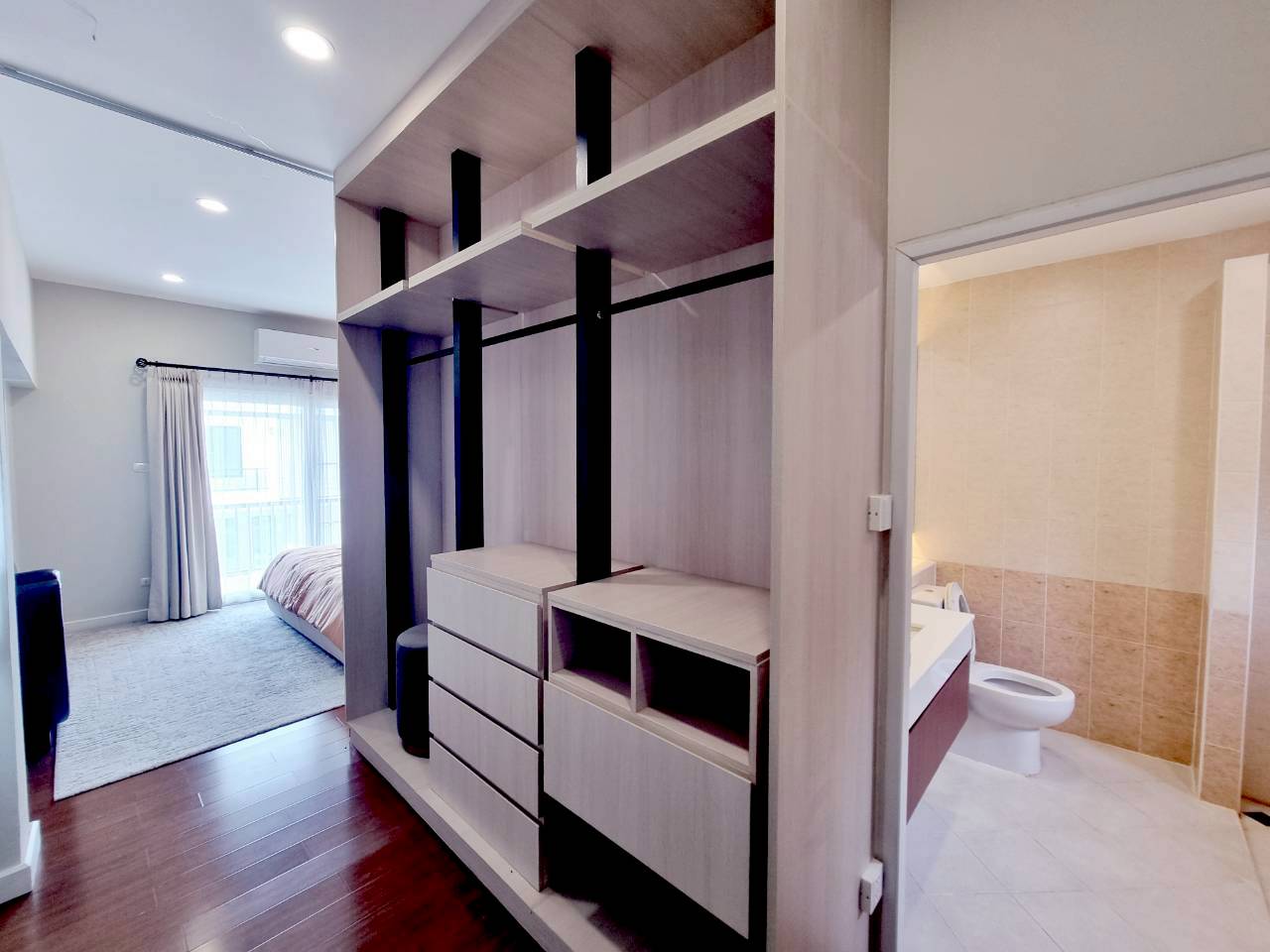 4 Bedroom Pool Villa for Sale & Rent in San Kamphaeng Chiang Mai | Near UCIS photo 13
