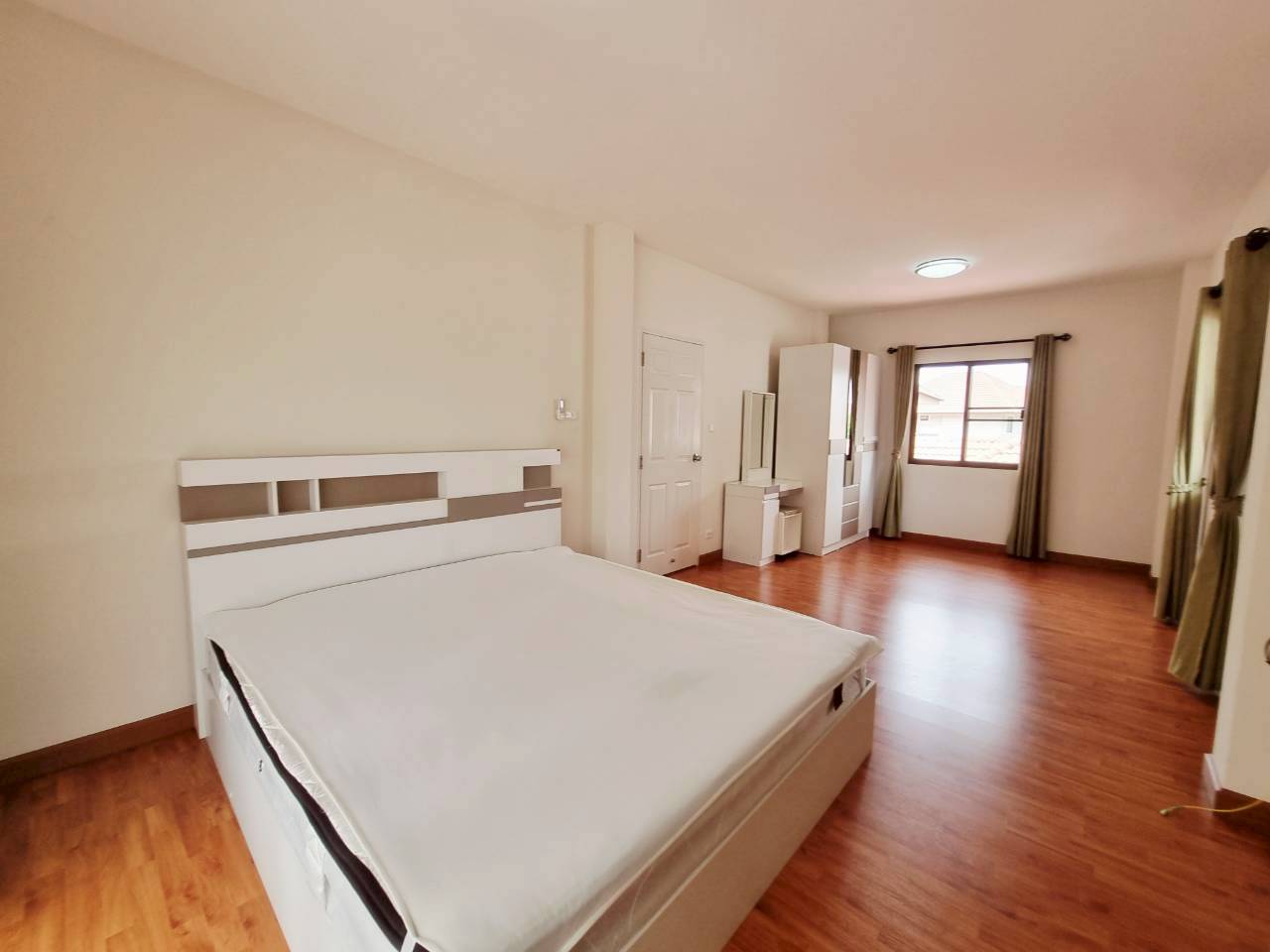3 Bedroom House for Rent in Hang Dong Chiang Mai | 2 km to SBS photo 11