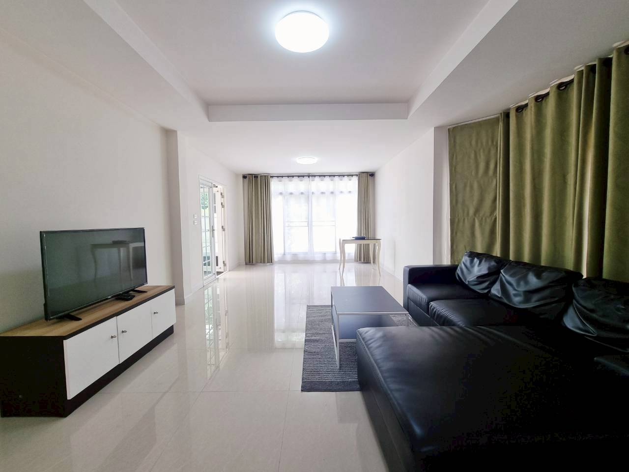 3 Bedroom House for Rent in Hang Dong Chiang Mai | 2 km to SBS photo 2