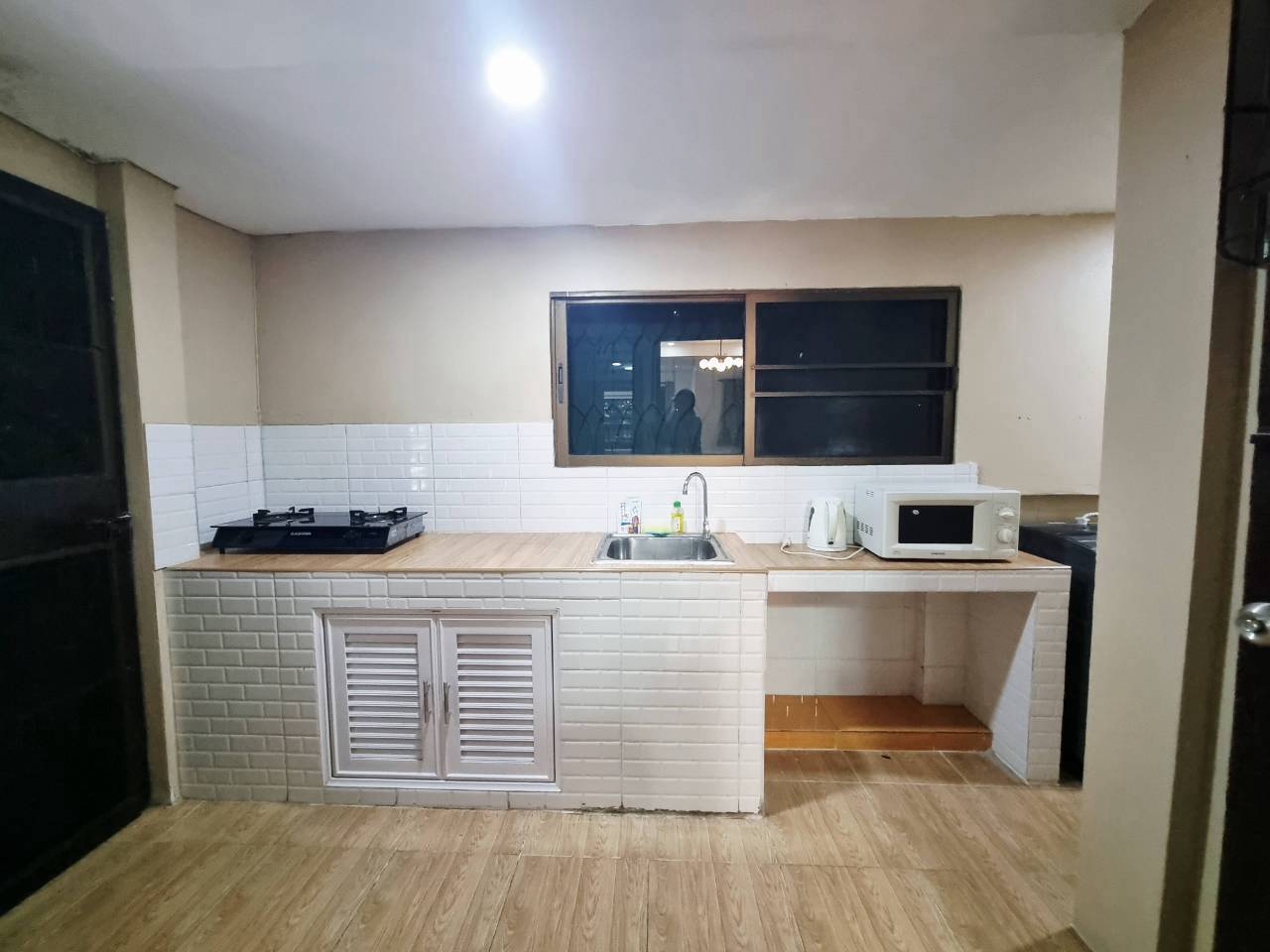 2 Bedroom Townhome for Rent in Hang Dong Chiang Mai | Near SBS | THB 11K photo 4
