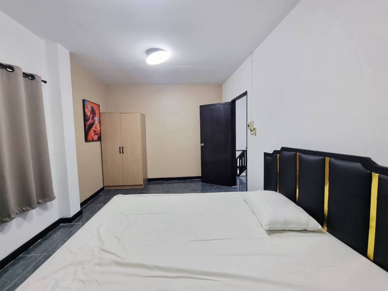 2 Bedroom Townhome for Rent in Hang Dong Chiang Mai | Near SBS | THB 11K photo 8