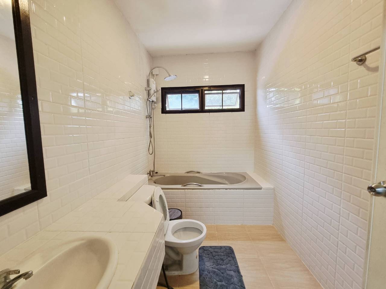 2 Bedroom Townhome for Rent in Hang Dong Chiang Mai | Near SBS | THB 11K photo 12