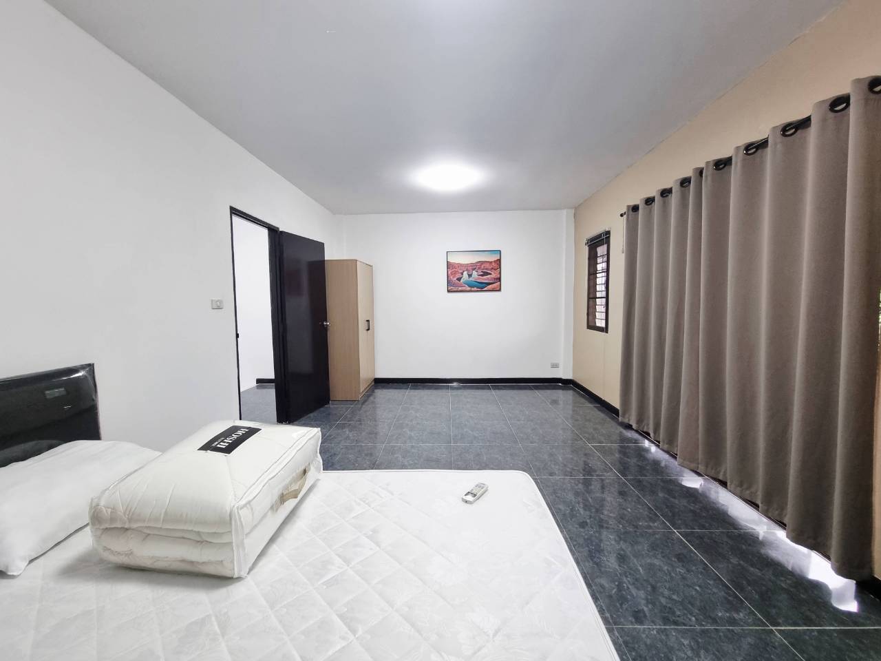 2 Bedroom Townhome for Rent in Hang Dong Chiang Mai | Near SBS | THB 11K photo 10